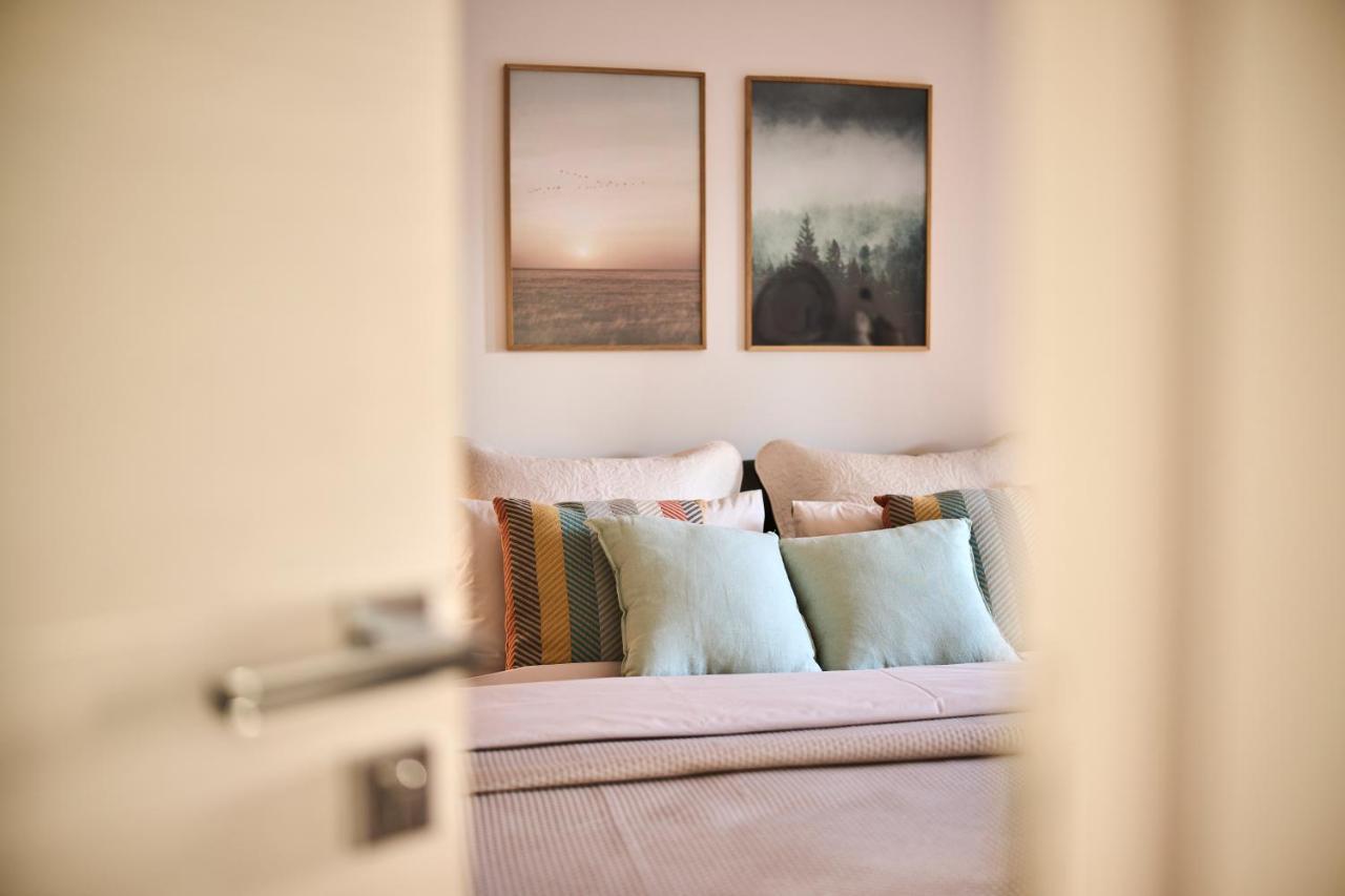 Brand New 1 Bedroom Apartment With Backyard Near The Beach! Porec Esterno foto
